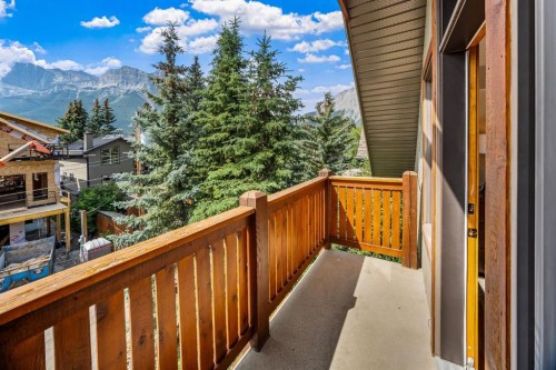 4-813 5Th Street, Canmore, AB - Outdoor
