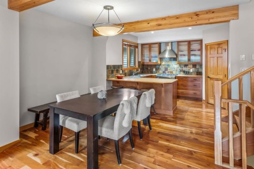 4-813 5Th Street, Canmore, AB - Indoor Photo Showing Dining Room