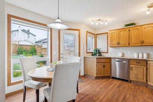 410 Millrise Drive Sw, Calgary, AB - Indoor