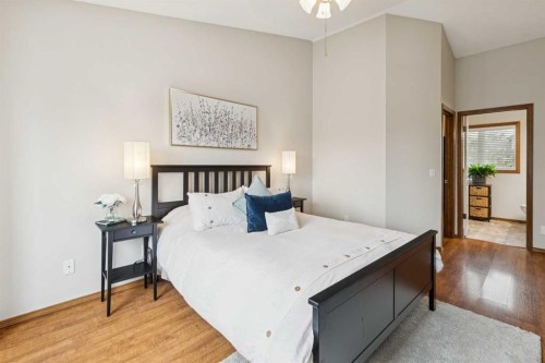 410 Millrise Drive Sw, Calgary, AB - Indoor Photo Showing Bedroom