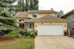 64 Santana Hill NW Calgary, AB T3K 3L9
