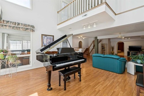 38 Edgevalley Manor Nw, Calgary, AB - Indoor Photo Showing Other Room