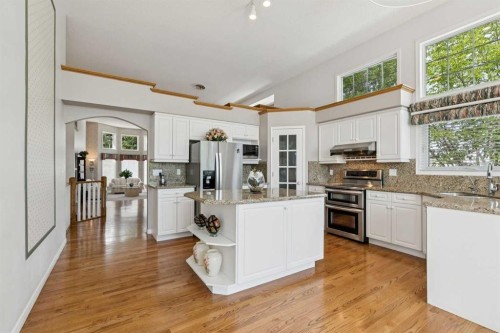 38 Edgevalley Manor Nw, Calgary, AB - Indoor Photo Showing Kitchen With Stainless Steel Kitchen With Upgraded Kitchen