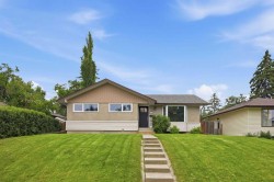 2828 45 Street SW Calgary, AB T3E 3T4