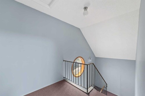 2312 1 Street Nw, Calgary, AB - Indoor Photo Showing Other Room