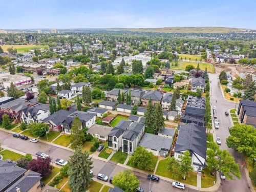 1810 19 Avenue Nw, Calgary, AB - Outdoor With View