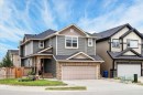 546 Sherwood Boulevard Nw, Calgary, AB  - Outdoor With Facade 