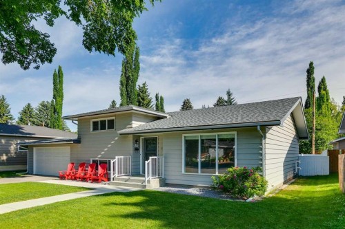 117 Chinook Drive Sw, Calgary, AB - Outdoor