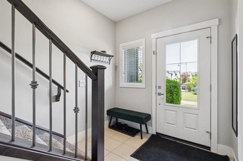 6 Quarry Lane Se, Calgary, AB - Indoor Photo Showing Other Room