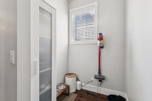 6 Quarry Lane Se, Calgary, AB - Indoor Photo Showing Other Room