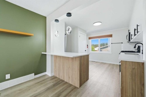 4608 70 Street Nw, Calgary, AB - Indoor