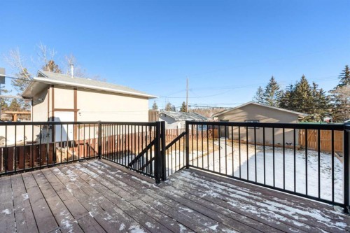 4608 70 Street Nw, Calgary, AB - Outdoor With Exterior