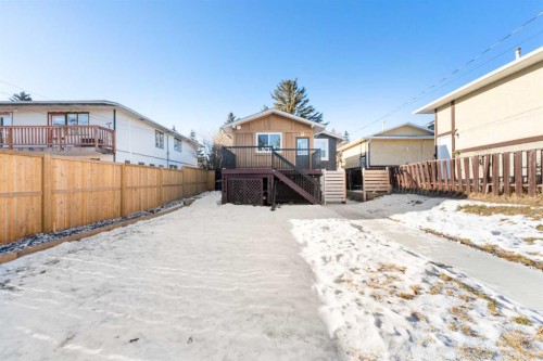 4608 70 Street Nw, Calgary, AB - Outdoor