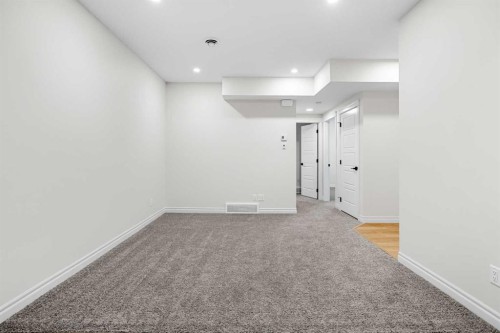 63 Annette Rise Nw, Calgary, AB - Indoor Photo Showing Other Room
