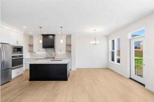 63 Annette Rise Nw, Calgary, AB - Indoor Photo Showing Kitchen With Stainless Steel Kitchen With Upgraded Kitchen