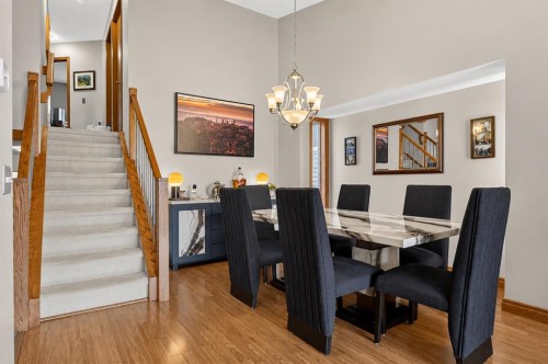 8 Erin Meadow Way Se, Calgary, AB - Indoor Photo Showing Dining Room