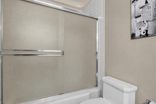 8 Erin Meadow Way Se, Calgary, AB - Indoor Photo Showing Bathroom