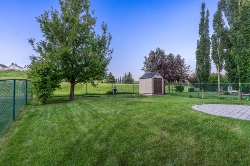 255 Gleneagles View, Cochrane, AB - Outdoor