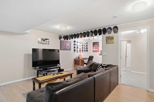 109 Canoe Square Sw, Airdrie, AB 