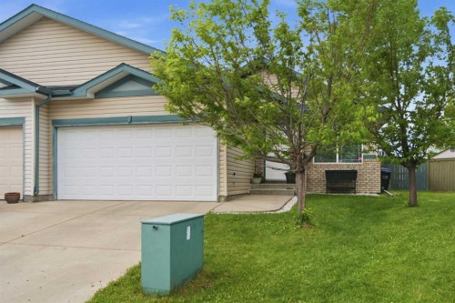 109 Canoe Square Sw, Airdrie, AB 