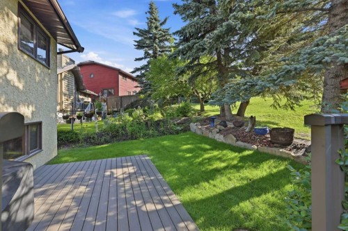 149 Edgehill Drive Nw, Calgary, AB - Outdoor With Deck Patio Veranda