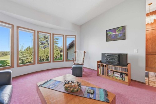 149 Edgehill Drive Nw, Calgary, AB - Indoor Photo Showing Living Room
