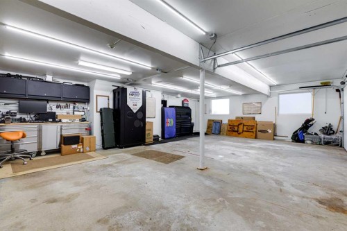 10907 Willowfern Drive Se, Calgary, AB - Indoor Photo Showing Garage
