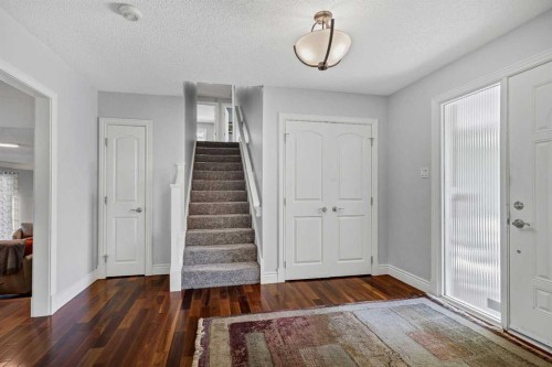 10907 Willowfern Drive Se, Calgary, AB - Indoor Photo Showing Other Room