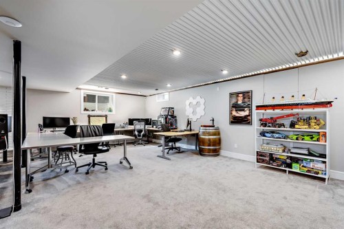 10907 Willowfern Drive Se, Calgary, AB - Indoor Photo Showing Office