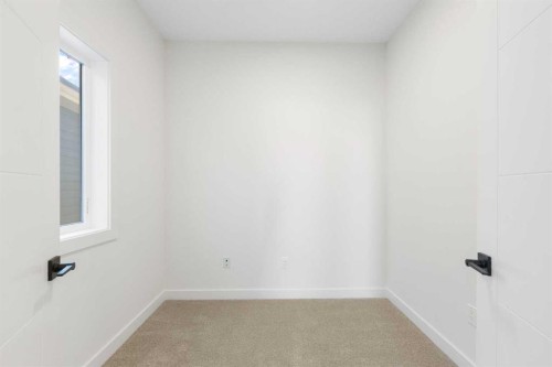 23 St. Andrews Close, Lyalta, AB - Indoor Photo Showing Other Room