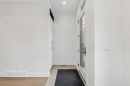 1812 19 Avenue Nw, Calgary, AB  - Indoor Photo Showing Other Room 