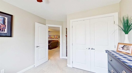 31 Ravenslea Crescent Se, Airdrie, AB - Indoor
