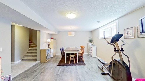 31 Ravenslea Crescent Se, Airdrie, AB - Indoor