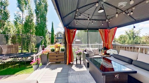 31 Ravenslea Crescent Se, Airdrie, AB - Outdoor With Deck Patio Veranda With Exterior