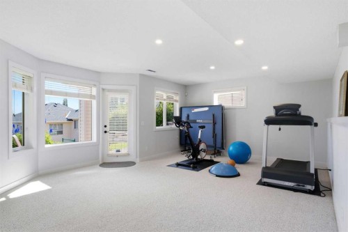 271 Sienna Park View Sw, Calgary, AB - Indoor