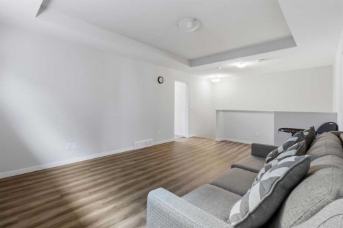 62 Wolf Hollow Way Se, Calgary, AB - Indoor