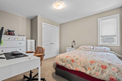 78 Auburn Sound Place Se, Calgary, AB - Indoor Photo Showing Bedroom