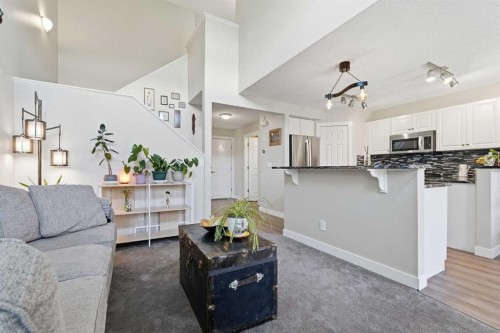 121 Canoe Square Sw, Airdrie, AB - Indoor Photo Showing Kitchen