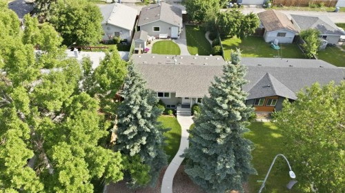 352 86 Avenue Se, Calgary, AB - Outdoor With View