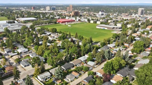352 86 Avenue Se, Calgary, AB - Outdoor With View