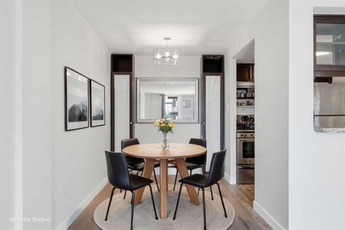 404-429 14 Street Nw, Calgary, AB - Indoor Photo Showing Dining Room