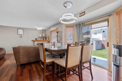 47 Coral Springs Close, Calgary, AB - Indoor Photo Showing Dining Room