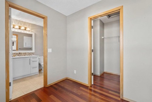 47 Coral Springs Close, Calgary, AB - Indoor Photo Showing Other Room