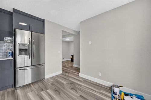 72-3029 Rundleson Road Ne, Calgary, AB - Indoor Photo Showing Kitchen