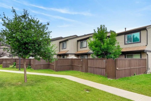 72-3029 Rundleson Road Ne, Calgary, AB - Outdoor