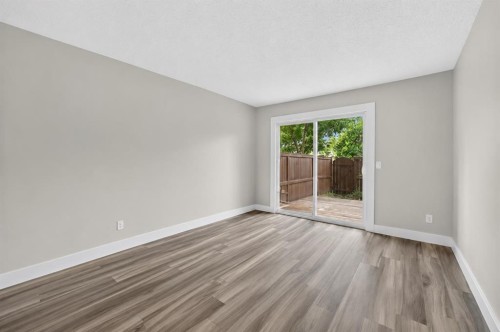 72-3029 Rundleson Road Ne, Calgary, AB - Indoor Photo Showing Other Room