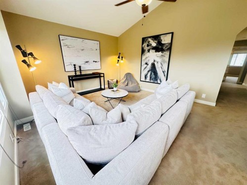 29 Everhollow Rise Sw, Calgary, AB - Indoor