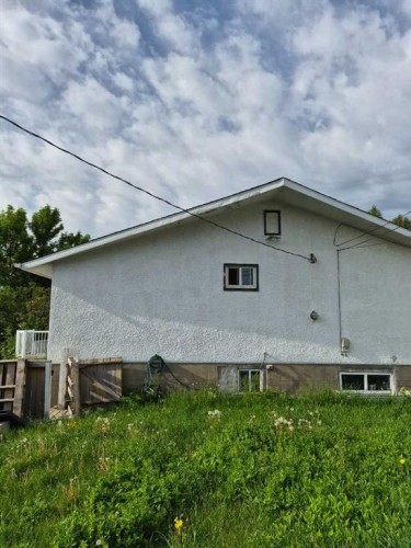 48 Northmount Drive Nw, Calgary, AB 