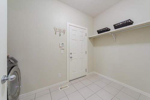 138 Copperpond Street Se, Calgary, AB - Indoor