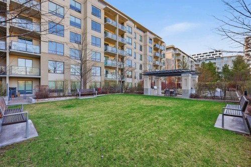419-46 9 Street Ne, Calgary, AB - Outdoor With Balcony